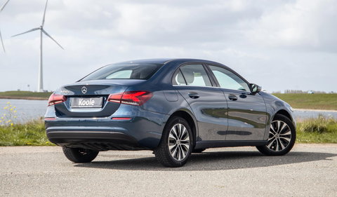 Mercedes-Benz A-Klasse 250 e Business Line CARPLAY / CAMERA / LEER / DEALER ONDERHOUDEN