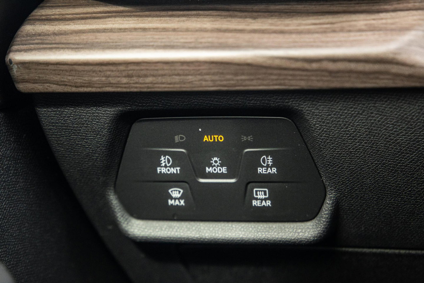 SEAT Leon Sportstourer 1.4 TSI eHybrid PHEV FR Business Intense EXCELLENCE / CARPLAY / AIRCO / CAMERA / DEALER ONDERHOUDEN