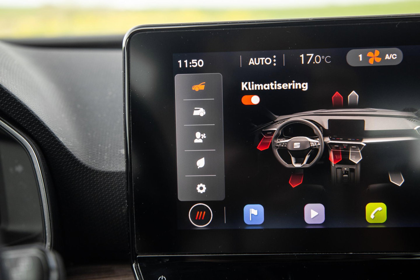 SEAT Leon Sportstourer 1.4 TSI eHybrid PHEV FR Business Intense EXCELLENCE / CARPLAY / AIRCO / CAMERA / DEALER ONDERHOUDEN