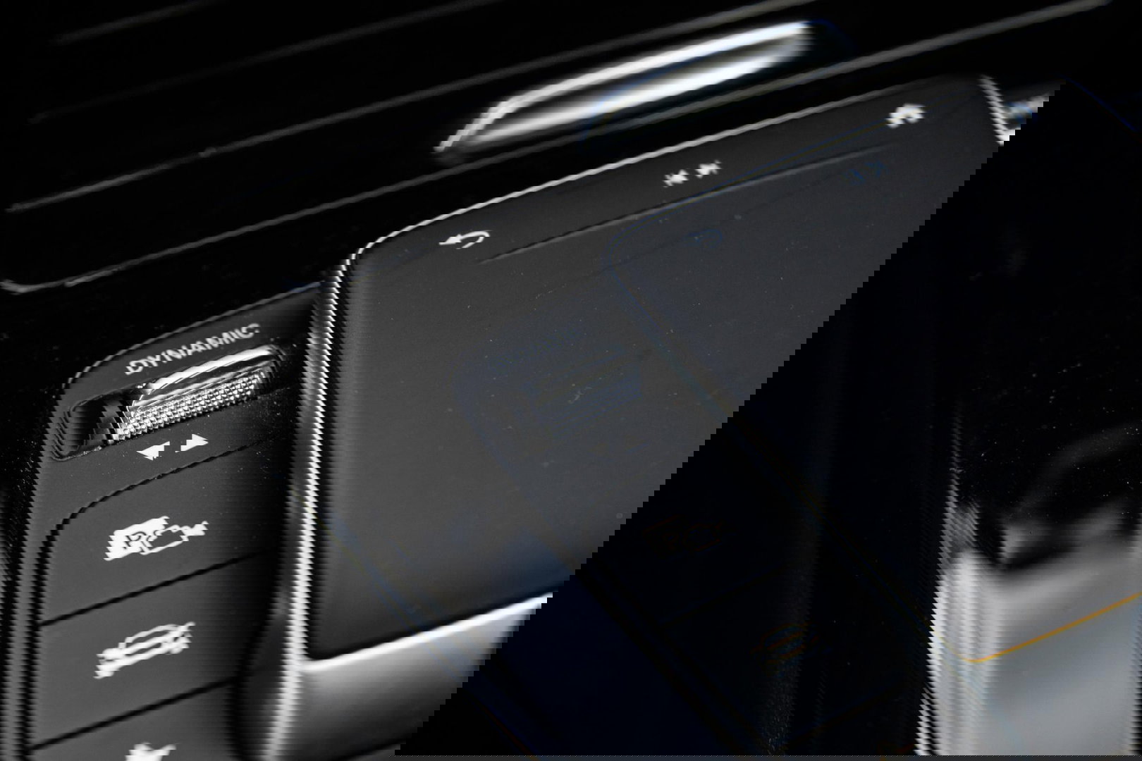 Mercedes-Benz A-Klasse 250 e Business Line CARPLAY / CAMERA / LEER / DEALER ONDERHOUDEN