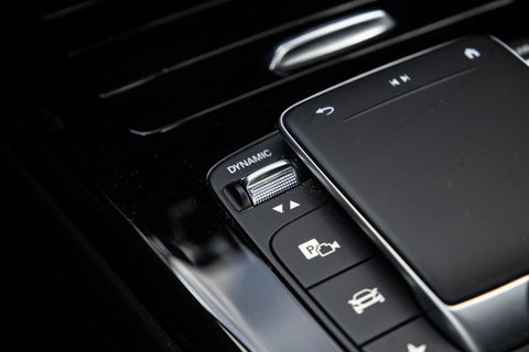 Mercedes-Benz A-Klasse 250 e Business Line CARPLAY / CAMERA / LEER / DEALER ONDERHOUDEN