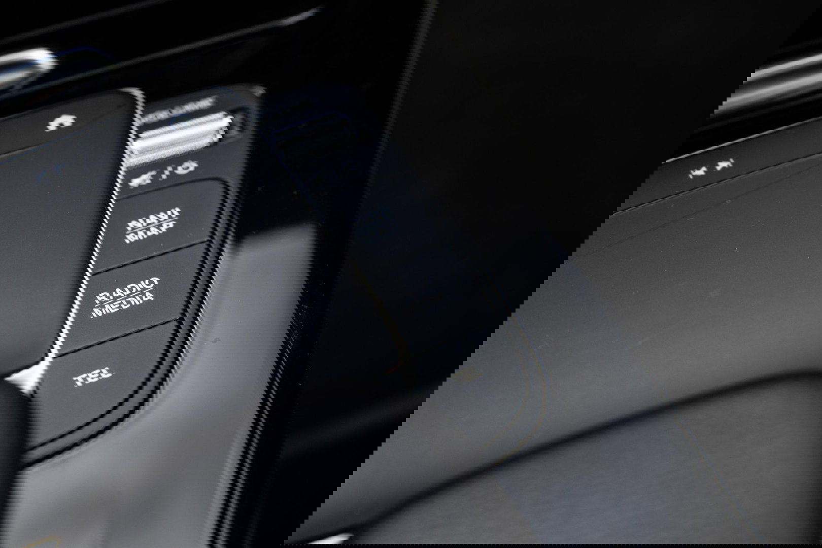 Mercedes-Benz A-Klasse 250 e Business Line CARPLAY / CAMERA / LEER / DEALER ONDERHOUDEN