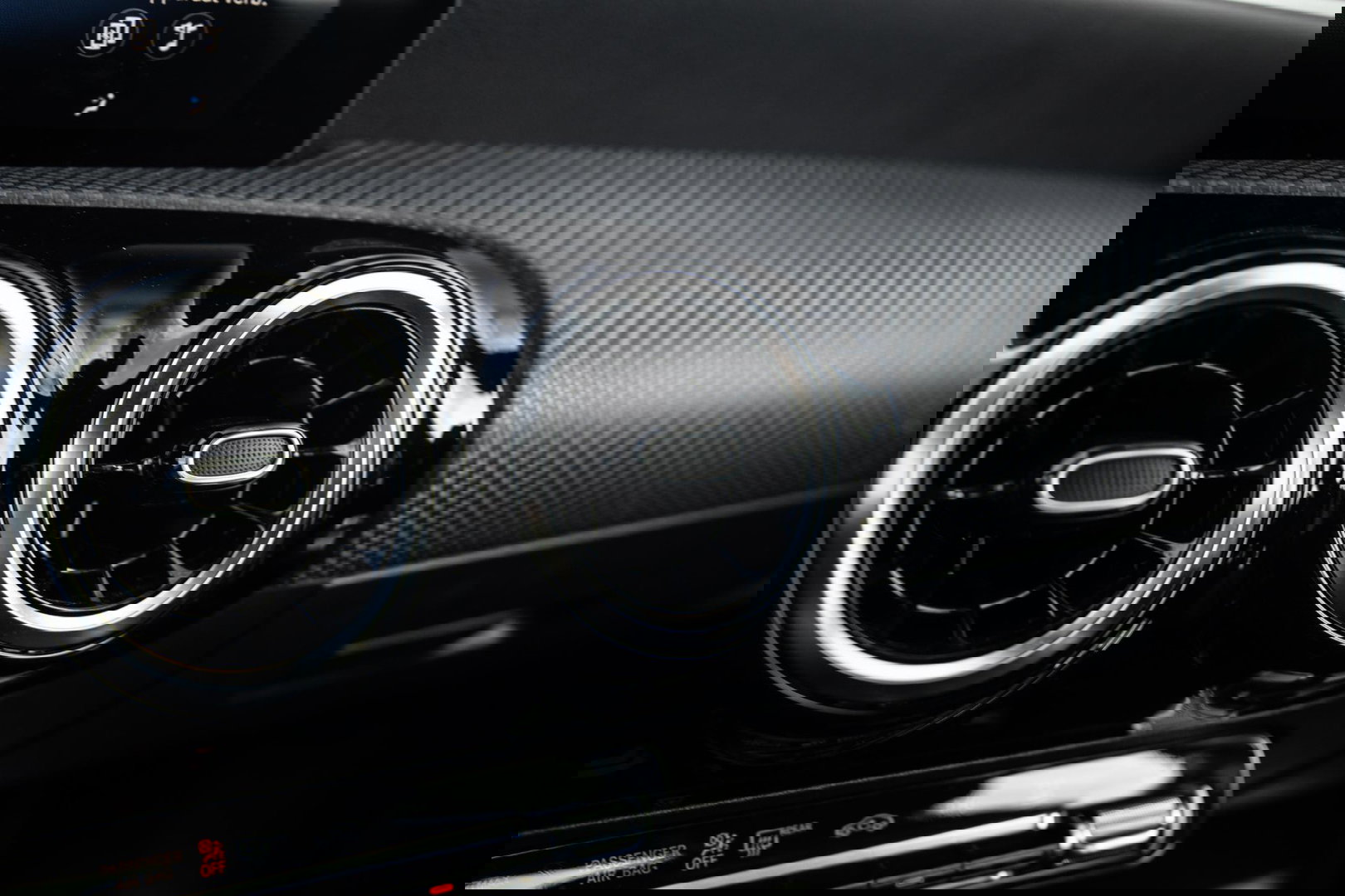 Mercedes-Benz A-Klasse 250 e Business Line CARPLAY / CAMERA / LEER / DEALER ONDERHOUDEN