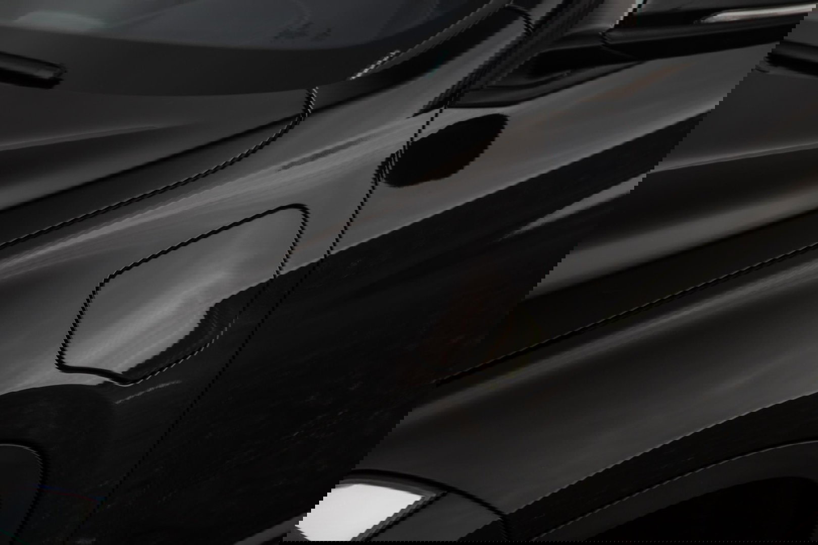 BMW X1 xDrive25e Executive CAMERA / CARPLAY / HEAD UP DISPLAY / LEDER / LED / CRUISE CONTROLE / STOELVERWARMING