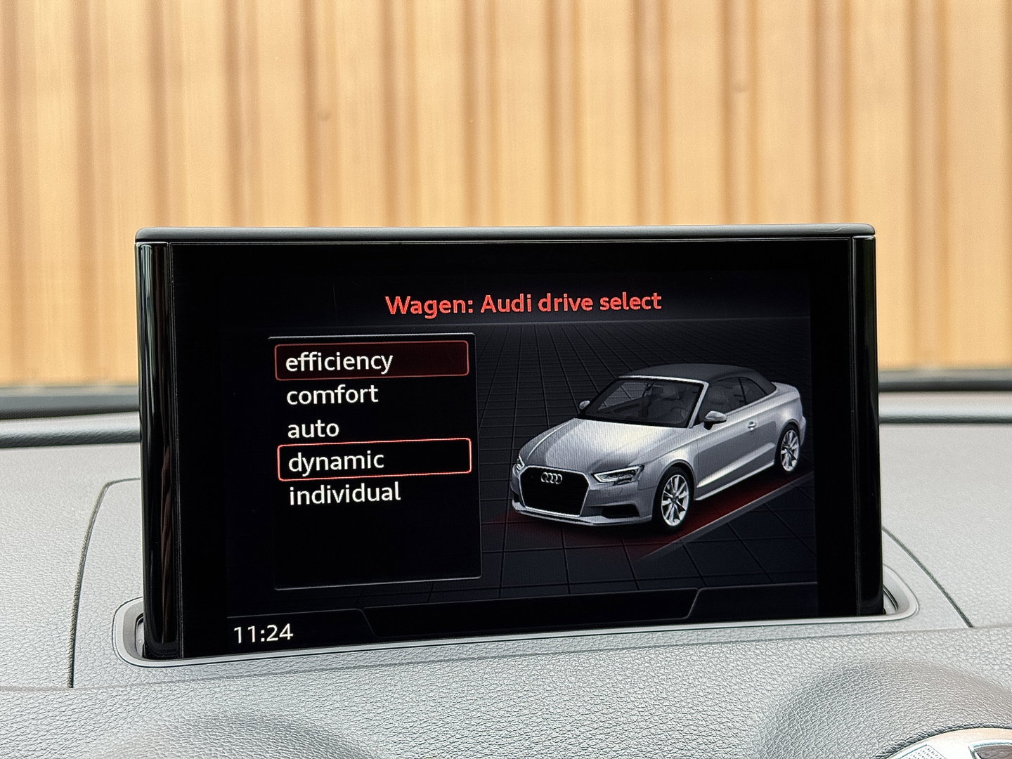 Audi A3 Cabriolet 35 TFSI CoD Design Pro Line Plus | S Line | 150 Pk | Apple Carplay | Android Auto | Nekverwarming | Stuurverwarming | Stoelverwarming | Adaptieve Cruise Control | Lane Assist |