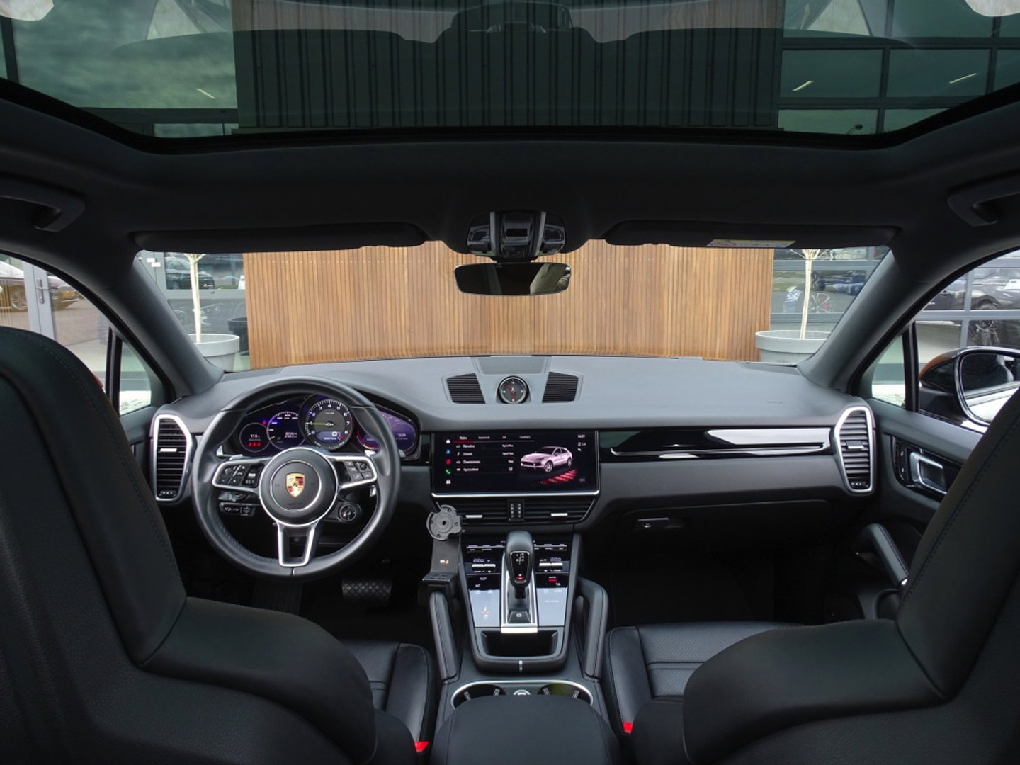 Porsche Cayenne Coupé 3.0 462PK E-Hybrid Platinum Ed. / Bose / LED