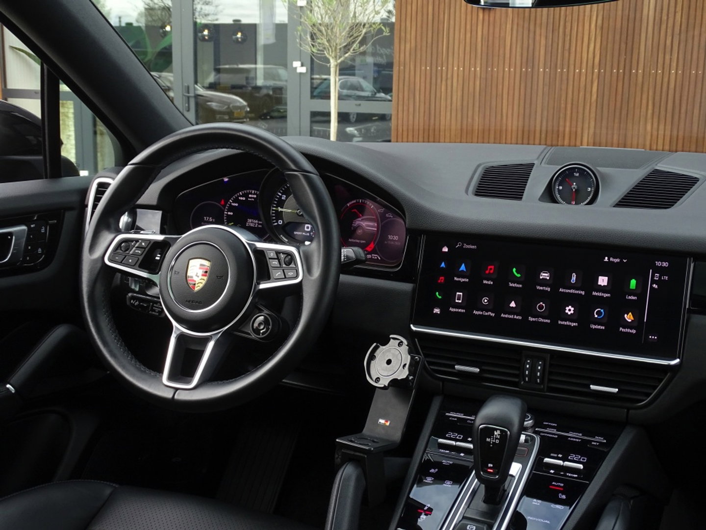 Porsche Cayenne Coupé 3.0 462PK E-Hybrid Platinum Ed. / Bose / LED