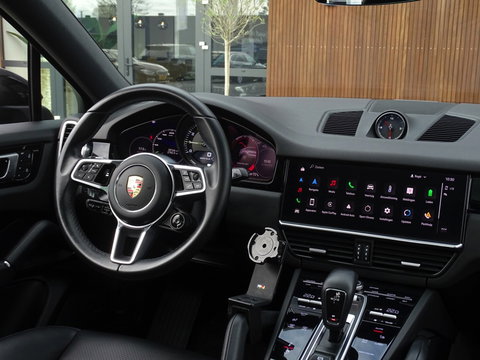 Porsche Cayenne Coupé 3.0 462PK E-Hybrid Platinum Ed. / Bose / LED