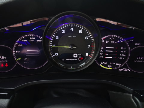 Porsche Cayenne Coupé 3.0 462PK E-Hybrid Platinum Ed. / Bose / LED