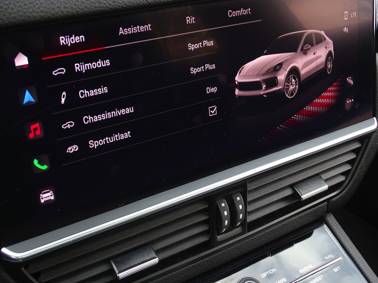 Porsche Cayenne Coupé 3.0 462PK E-Hybrid Platinum Ed. / Bose / LED