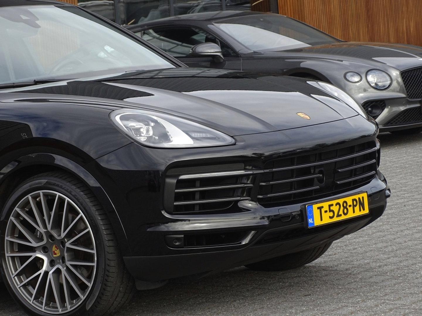 Porsche Cayenne Coupé 3.0 462PK E-Hybrid Platinum Ed. / Bose / LED