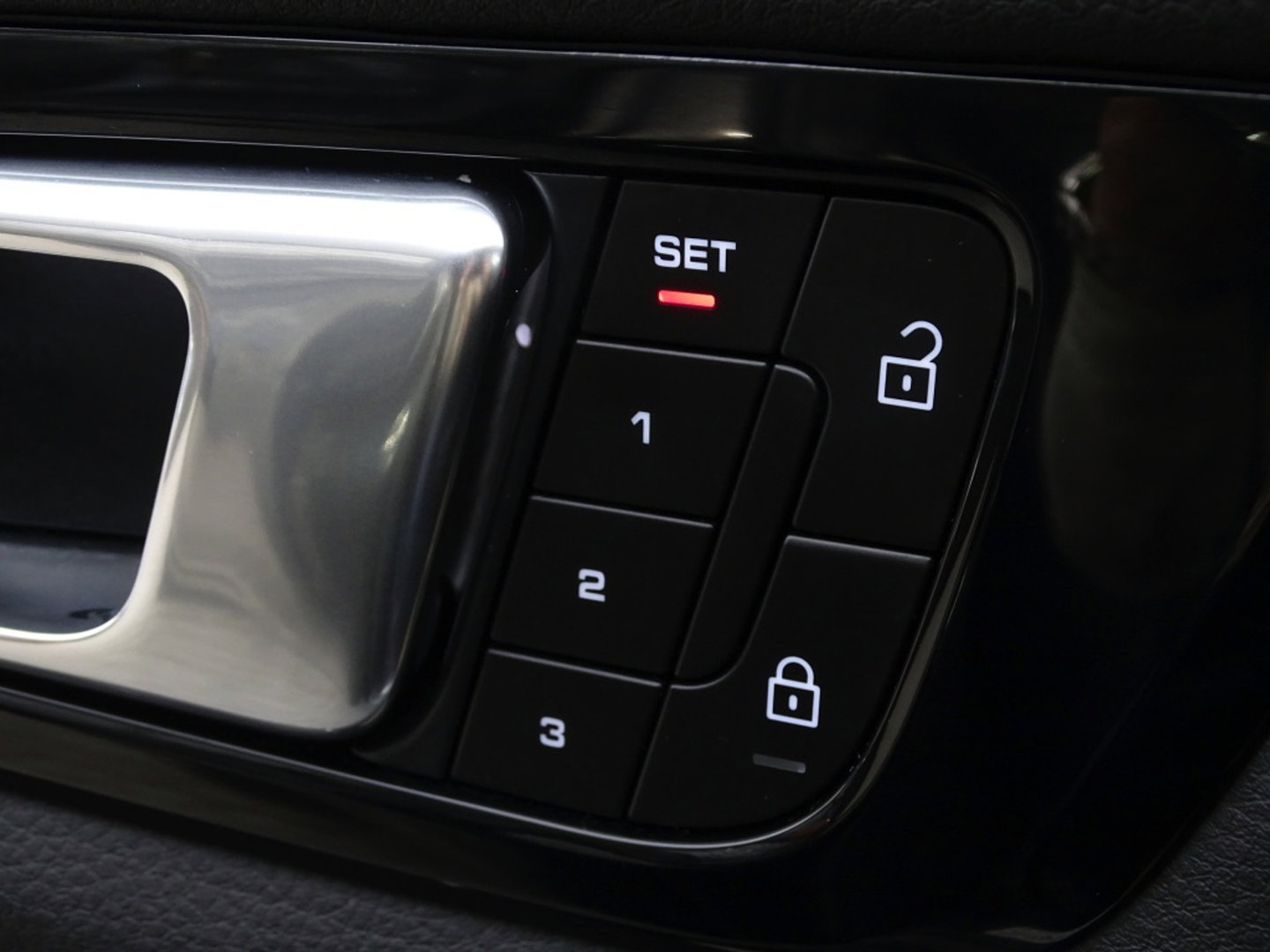 Porsche Cayenne Coupé 3.0 462PK E-Hybrid Platinum Ed. / Bose / LED