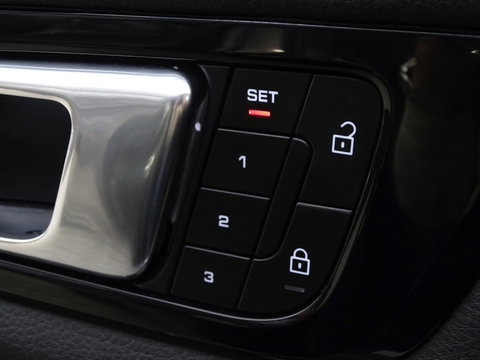 Porsche Cayenne Coupé 3.0 462PK E-Hybrid Platinum Ed. / Bose / LED