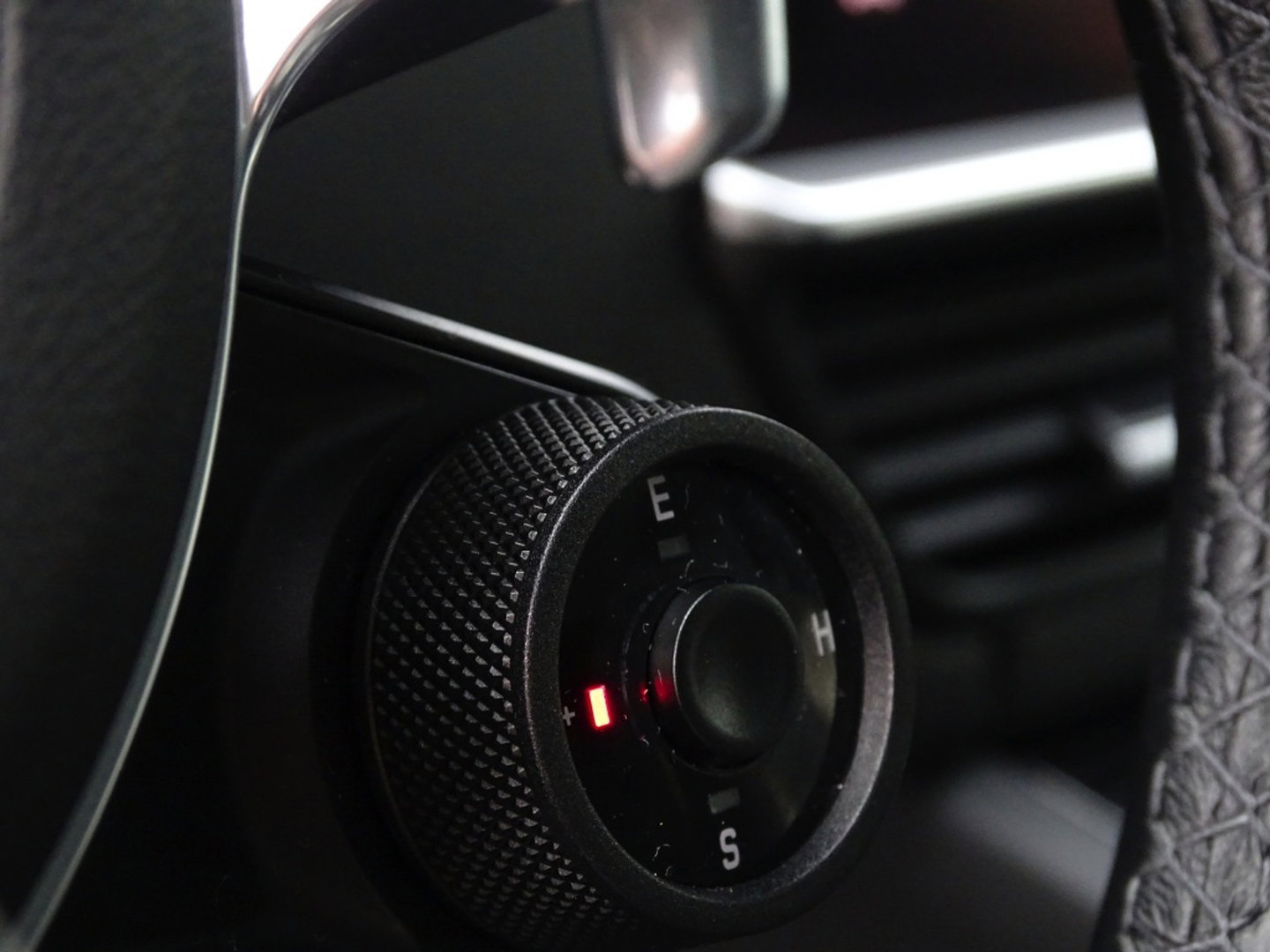 Porsche Cayenne Coupé 3.0 462PK E-Hybrid Platinum Ed. / Bose / LED