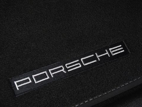 Porsche Cayenne Coupé 3.0 462PK E-Hybrid Platinum Ed. / Bose / LED