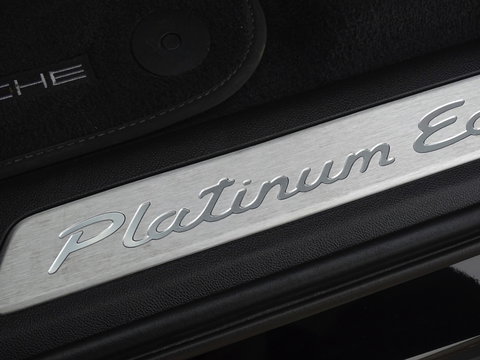 Porsche Cayenne Coupé 3.0 462PK E-Hybrid Platinum Ed. / Bose / LED