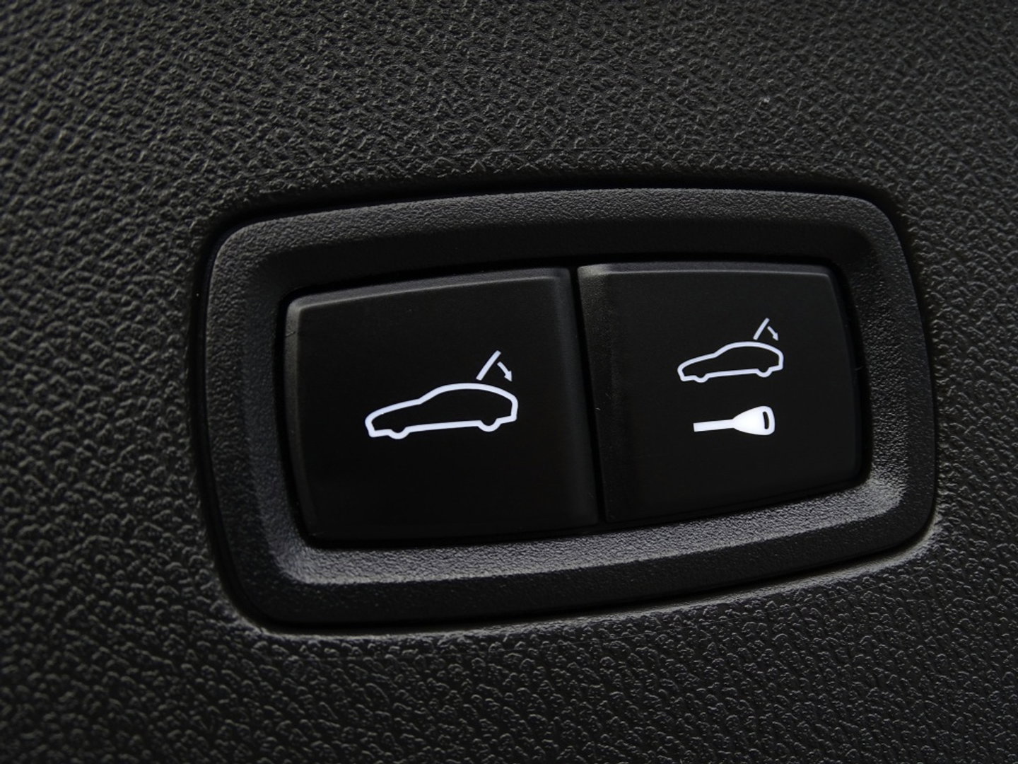 Porsche Cayenne Coupé 3.0 462PK E-Hybrid Platinum Ed. / Bose / LED