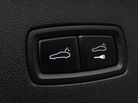 Porsche Cayenne Coupé 3.0 462PK E-Hybrid Platinum Ed. / Bose / LED