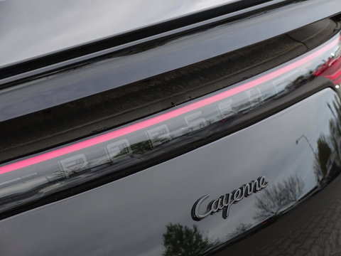 Porsche Cayenne Coupé 3.0 462PK E-Hybrid Platinum Ed. / Bose / LED