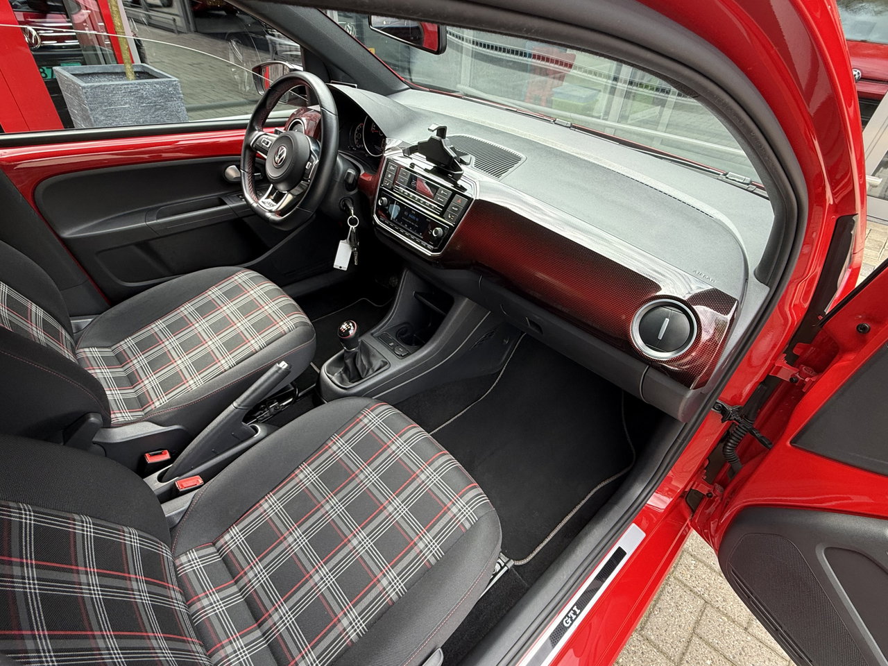 Volkswagen up!