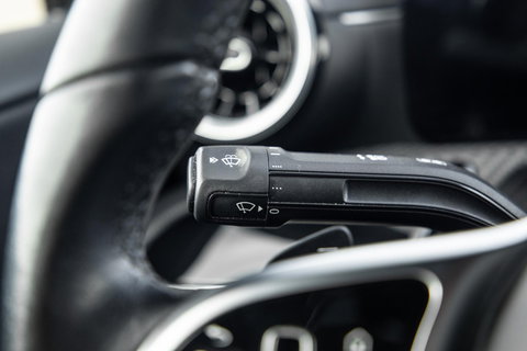 Mercedes-Benz A-Klasse 250 e Business Line CARPLAY / LEER / CAMERA / CRUISE CONTROLE / DEALER ONDERHOUDEN