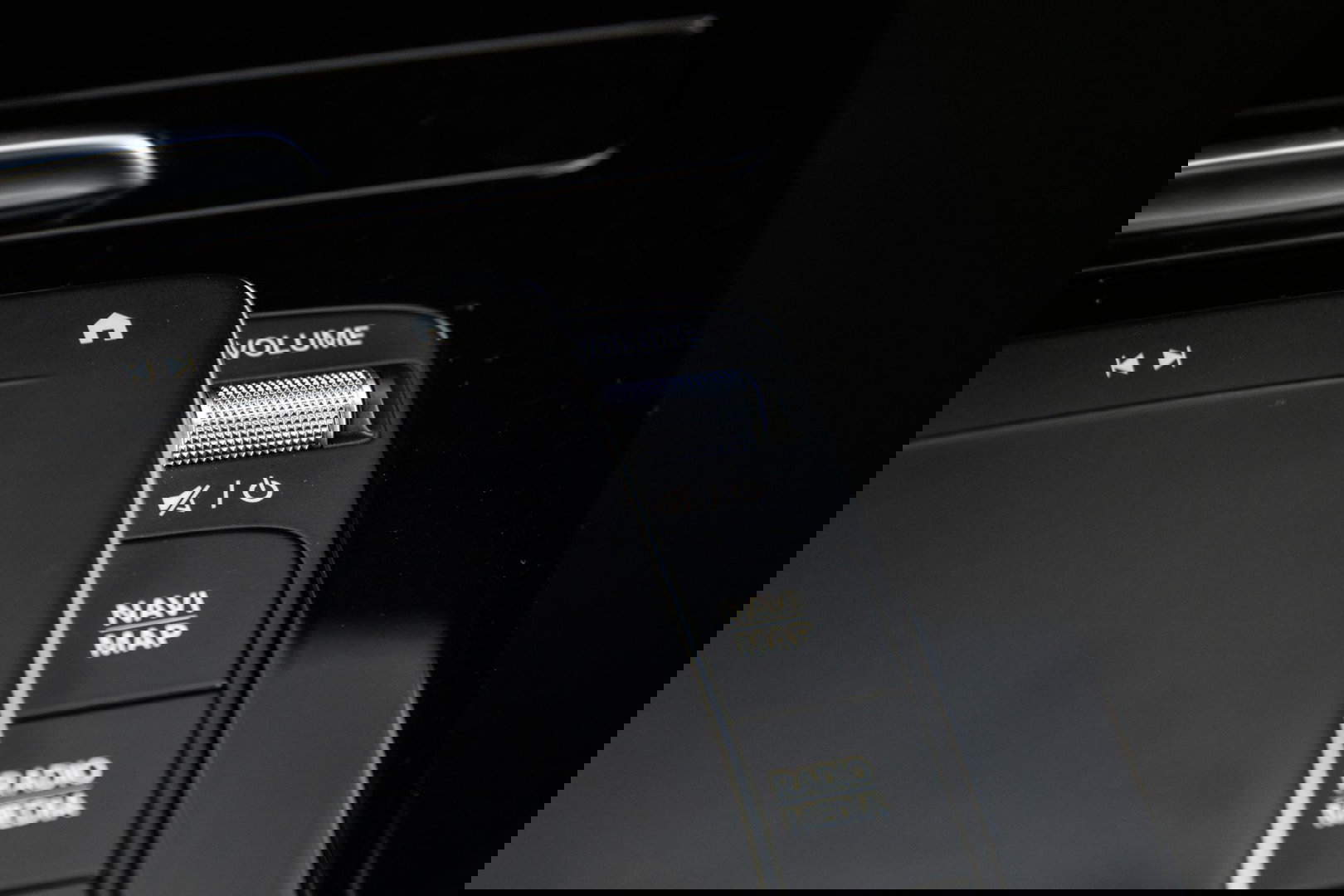 Mercedes-Benz A-Klasse 250 e Business Line CARPLAY / LEER / CAMERA / CRUISE CONTROLE / DEALER ONDERHOUDEN