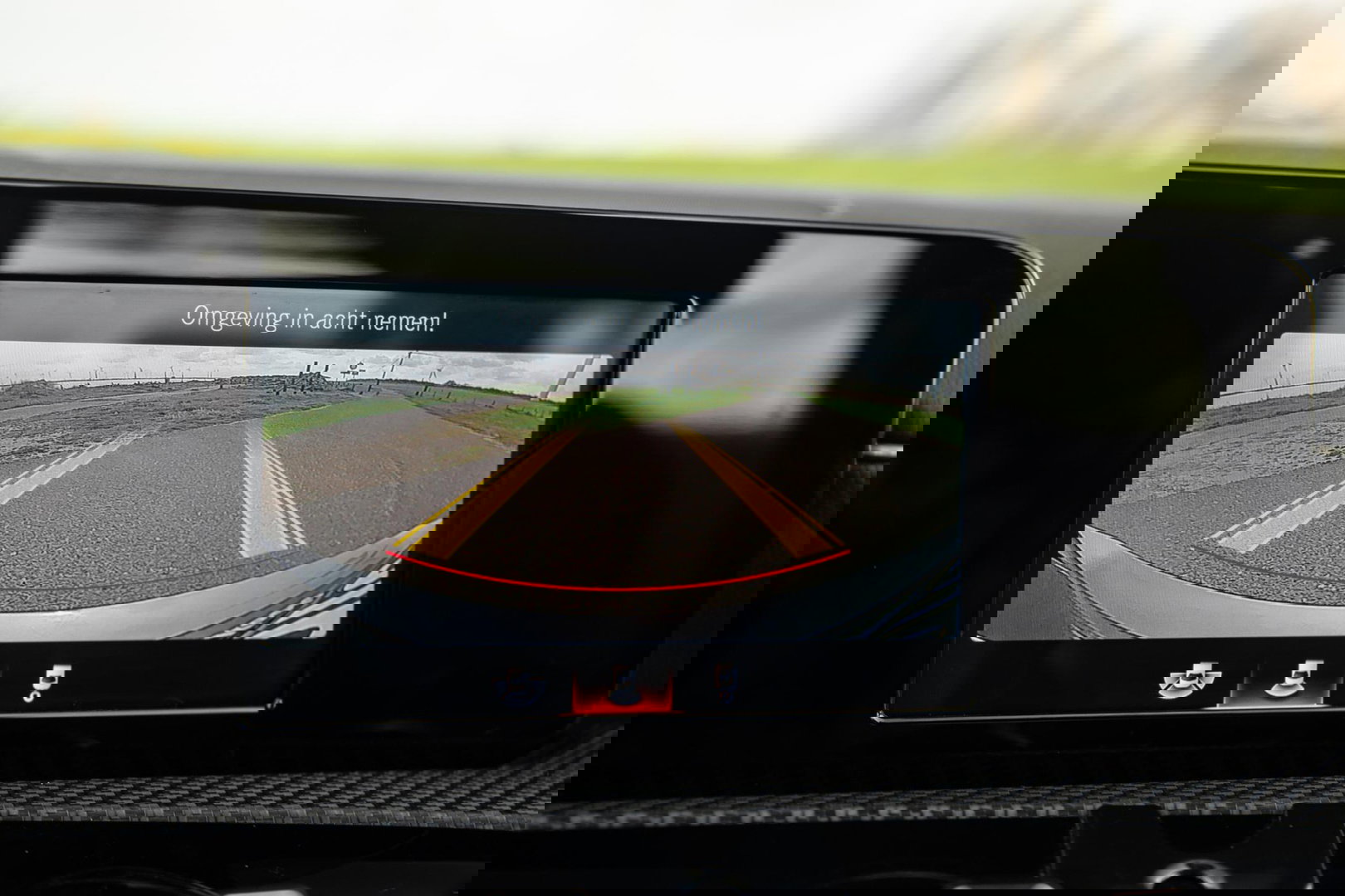 Mercedes-Benz A-Klasse 250 e Business Line CARPLAY / LEER / CAMERA / CRUISE CONTROLE / DEALER ONDERHOUDEN