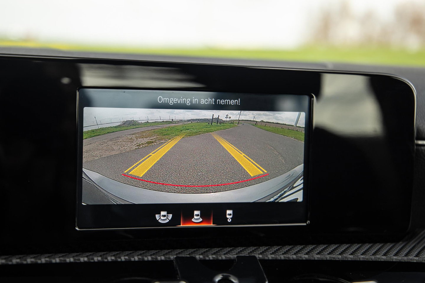 Mercedes-Benz A-Klasse 250 e Business Line CARPLAY / LEER / CAMERA / CRUISE CONTROLE / DEALER ONDERHOUDEN