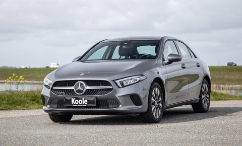 Mercedes-Benz A-Klasse 250 e Business Line CARPLAY / LEER / CAMERA / CRUISE CONTROLE / DEALER ONDERHOUDEN