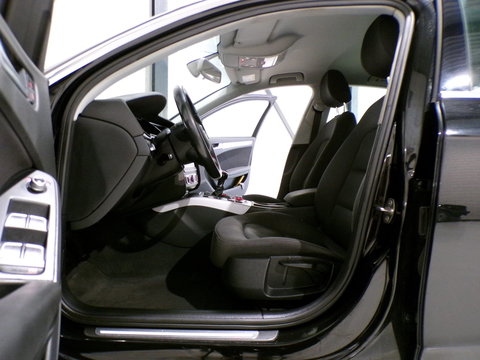 Audi A4 Limousine 1.8 TFSI Advance "Origineel NL!" 1e eigenaar! Xenon-LED Navigatie Bluetooth Parkeersensoren Cruise-control