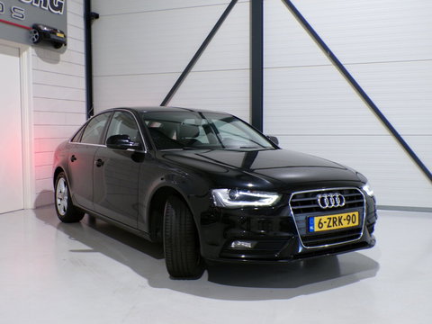 Audi A4 Limousine 1.8 TFSI Advance "Origineel NL!" 1e eigenaar! Xenon-LED Navigatie Bluetooth Parkeersensoren Cruise-control