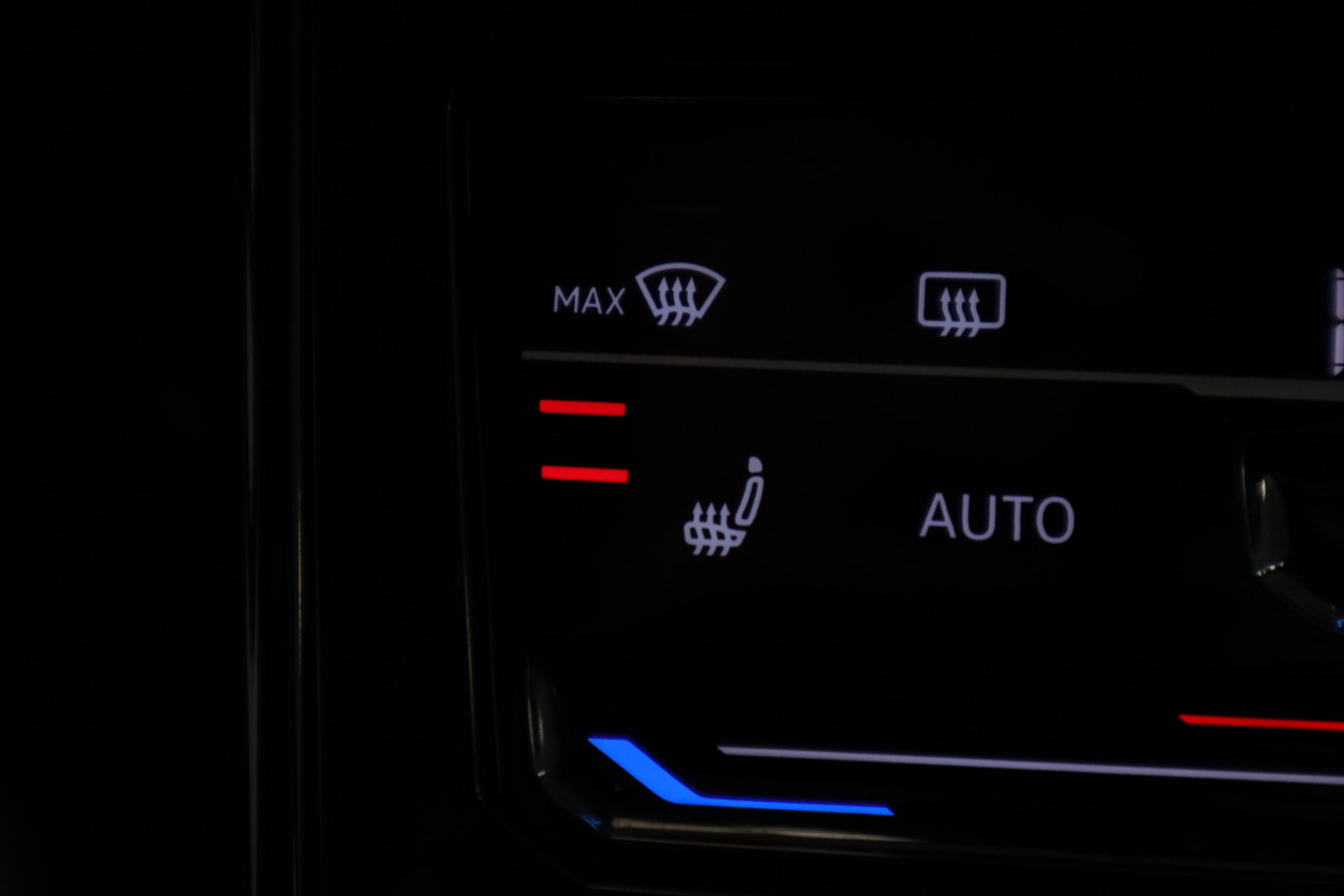 Volkswagen T-Cross 1.0 TSI Style Navigatie Full-led Adaptive-Cruise 24 Maanden garantie* (Vraag naar de voorwaarden)