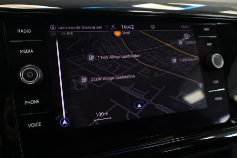Volkswagen T-Cross 1.0 TSI Style Navigatie Full-led Adaptive-Cruise 24 Maanden garantie* (Vraag naar de voorwaarden)