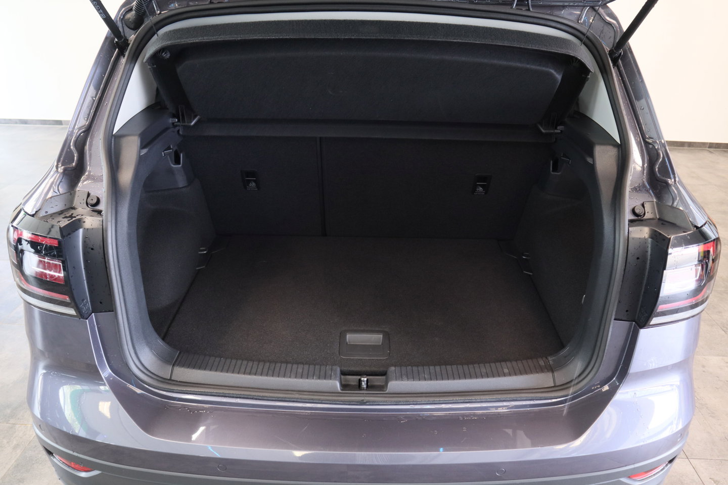 Volkswagen T-Cross 1.0 TSI Style Navigatie Full-led Adaptive-Cruise 24 Maanden garantie* (Vraag naar de voorwaarden)