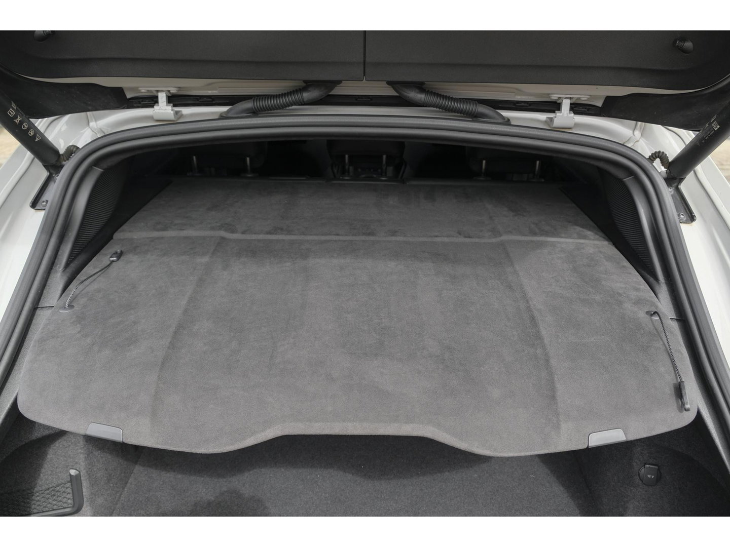 Porsche Taycan Sport Turismo GTS 598pk 93 kWh Panoramadak *SOH 93%* *incl BTW* Bijrijdersdisplay Rear seat entertainment Head-up Bose NLauto 1e Eigenaar