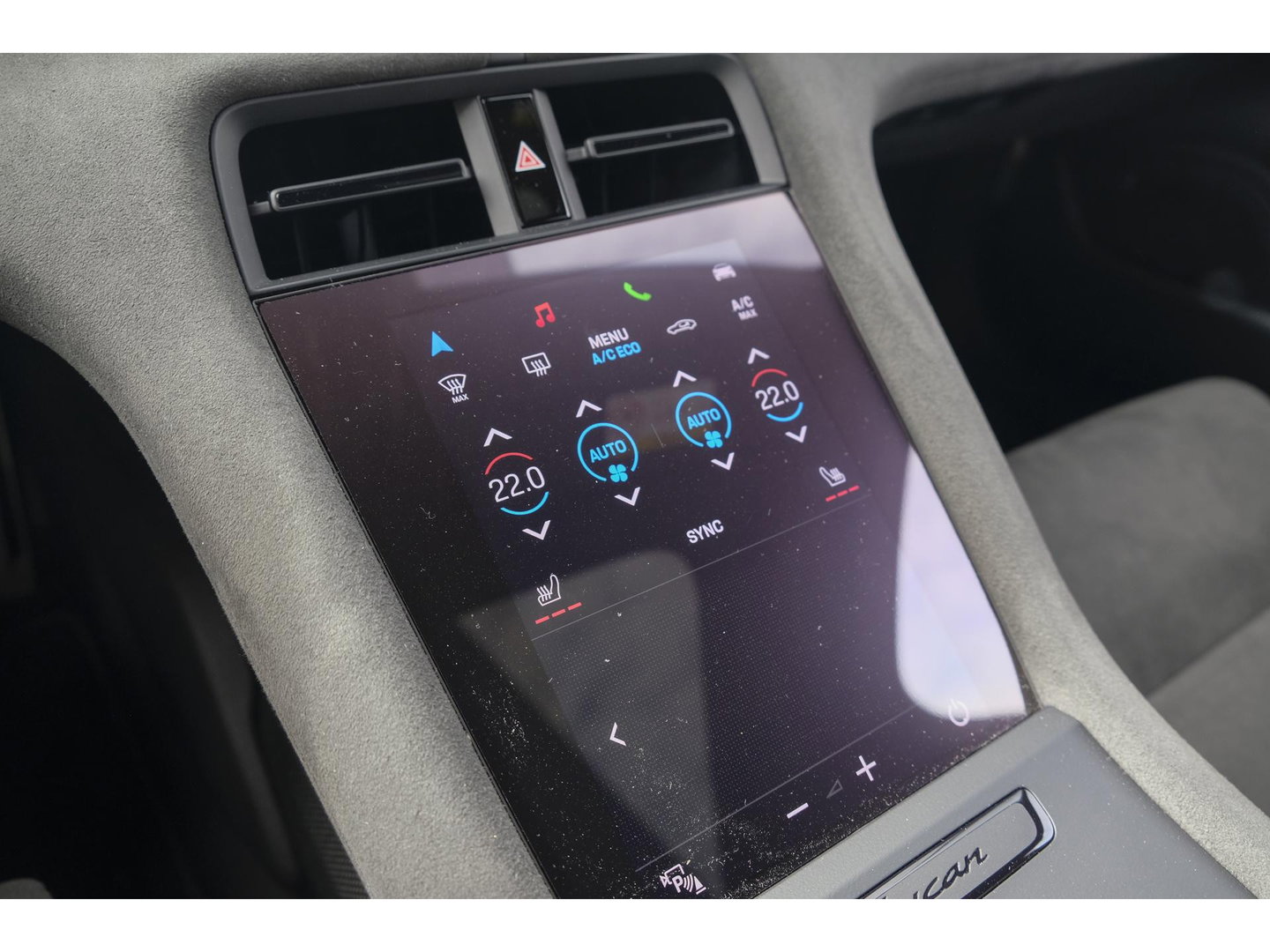 Porsche Taycan Sport Turismo GTS 598pk 93 kWh Panoramadak *SOH 93%* *incl BTW* Bijrijdersdisplay Rear seat entertainment Head-up Bose NLauto 1e Eigenaar