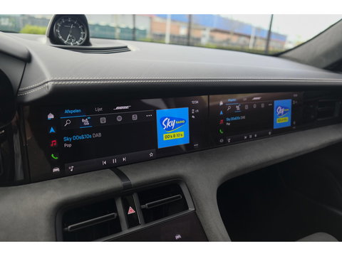 Porsche Taycan Sport Turismo GTS 598pk 93 kWh Panoramadak *SOH 93%* *incl BTW* Bijrijdersdisplay Rear seat entertainment Head-up Bose NLauto 1e Eigenaar