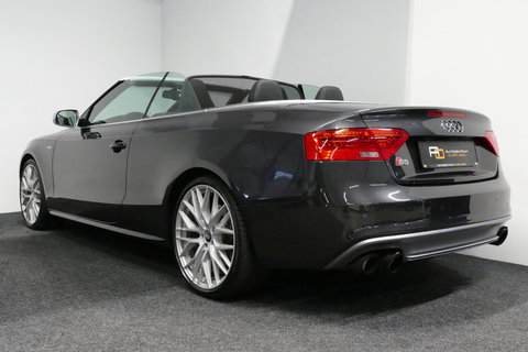 Audi S5 Cabriolet 3.0 TFSI quattro Pro Line / S Sportstoelen / Carbon interieur / Elektr. verstelbare voorstoelen (links met memory) / Bi-xenon verlichting / Magnetic Ride / Bang & Olufsen Sound System / Stoelverwarming / Luxe lederen bekleding / Navigatie / Clim