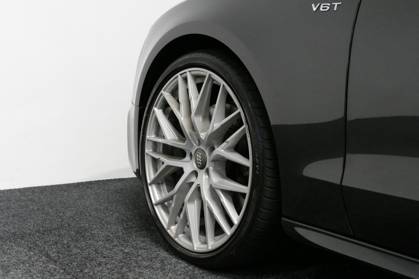 Audi S5 Cabriolet 3.0 TFSI quattro Pro Line / S Sportstoelen / Carbon interieur / Elektr. verstelbare voorstoelen (links met memory) / Bi-xenon verlichting / Magnetic Ride / Bang & Olufsen Sound System / Stoelverwarming / Luxe lederen bekleding / Navigatie / Clim