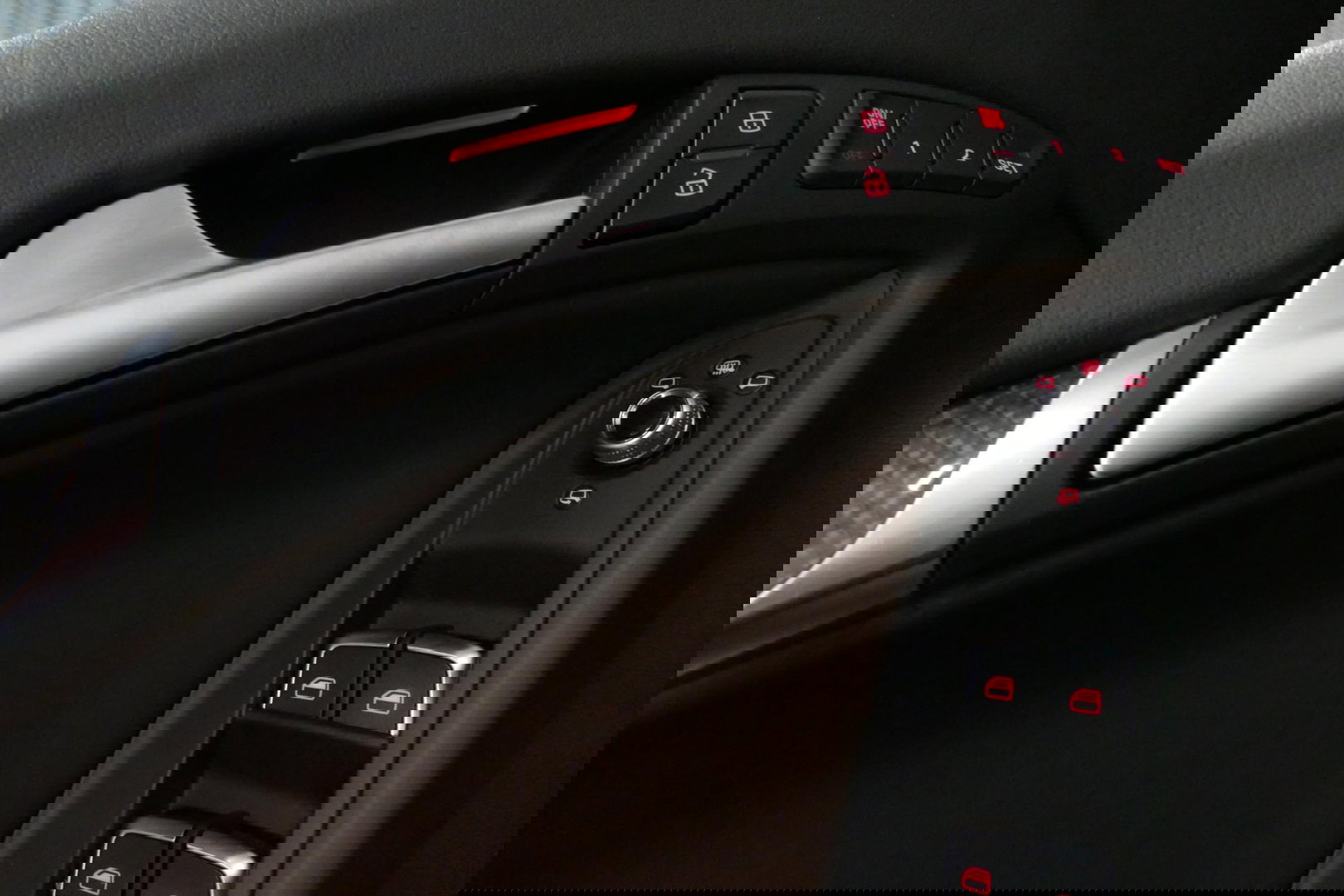 Audi S5 Cabriolet 3.0 TFSI quattro Pro Line / S Sportstoelen / Carbon interieur / Elektr. verstelbare voorstoelen (links met memory) / Bi-xenon verlichting / Magnetic Ride / Bang & Olufsen Sound System / Stoelverwarming / Luxe lederen bekleding / Navigatie / Clim