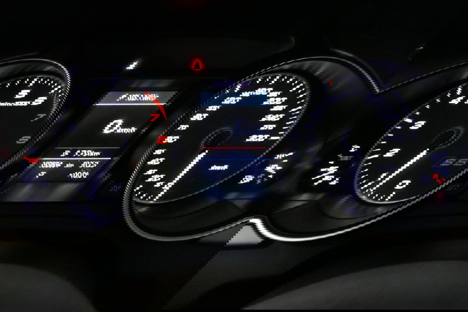 Audi S5 Cabriolet 3.0 TFSI quattro Pro Line / S Sportstoelen / Carbon interieur / Elektr. verstelbare voorstoelen (links met memory) / Bi-xenon verlichting / Magnetic Ride / Bang & Olufsen Sound System / Stoelverwarming / Luxe lederen bekleding / Navigatie / Clim