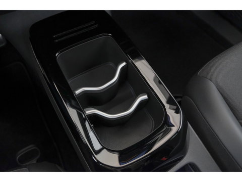 Volkswagen ID.5 GTX 300pk 77 kWh Sportstoelen *SOH 93%* Warmtepomp Trekhaak elektrisch NLauto 1e Eigenaar