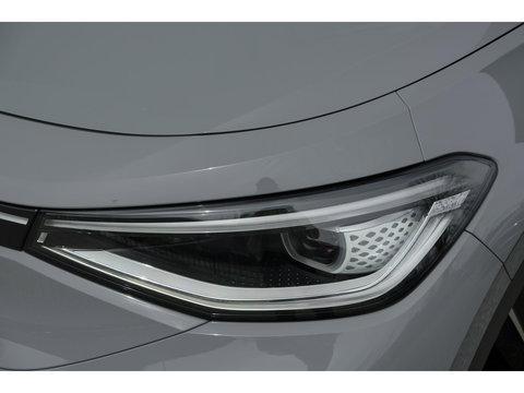 Volkswagen ID.5 GTX 300pk 77 kWh Sportstoelen *SOH 93%* Warmtepomp Trekhaak elektrisch NLauto 1e Eigenaar