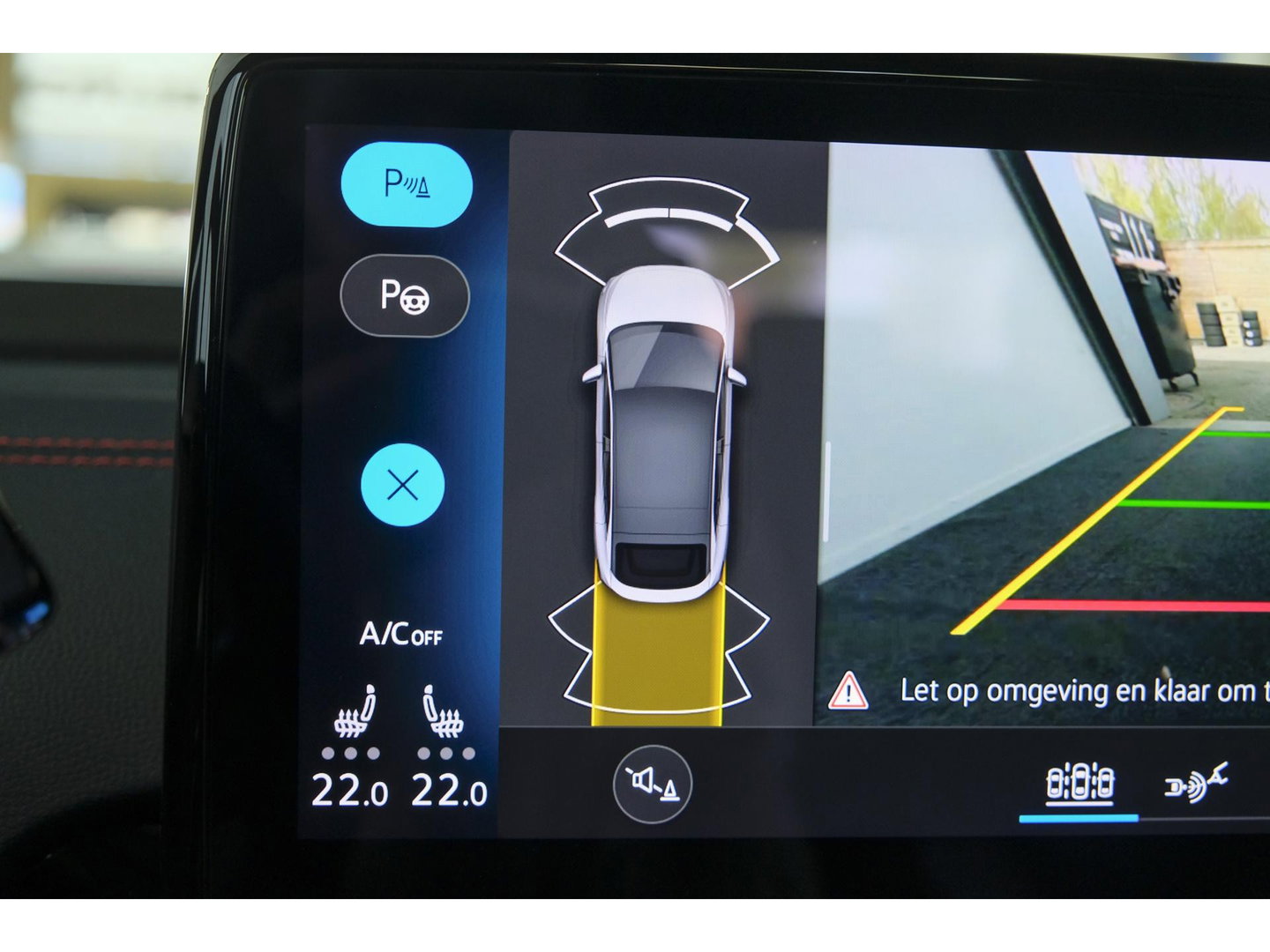 Volkswagen ID.5 GTX 300pk 77 kWh Sportstoelen *SOH 93%* Warmtepomp Trekhaak elektrisch NLauto 1e Eigenaar