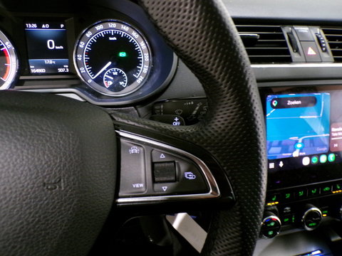 Škoda Octavia Combi 1.0 TSI Greentech Clever Edition "Origineel NL!" Automaat! Apple-Carplay Stoelverwarming Camera Navigatie