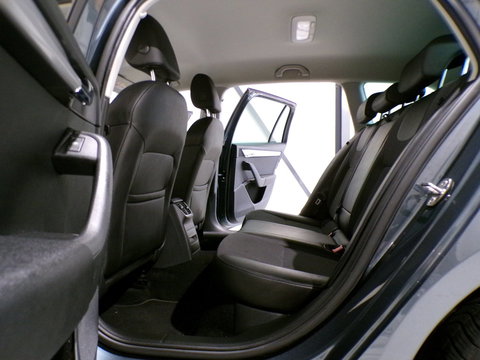 Škoda Octavia Combi 1.0 TSI Greentech Clever Edition "Origineel NL!" Automaat! Apple-Carplay Stoelverwarming Camera Navigatie