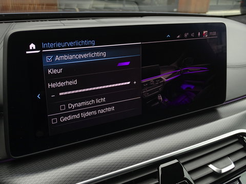 BMW 5 Serie 530e 292PK X-Drive M-Sport / Softclose / Individual / 360° / M-S