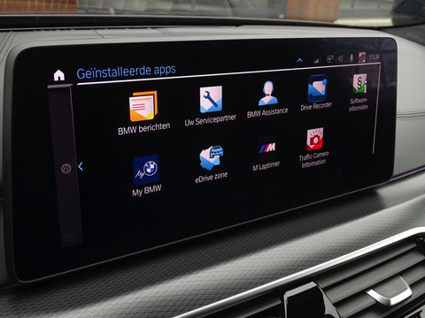 BMW 5 Serie 530e 292PK X-Drive M-Sport / Softclose / Individual / 360° / M-S