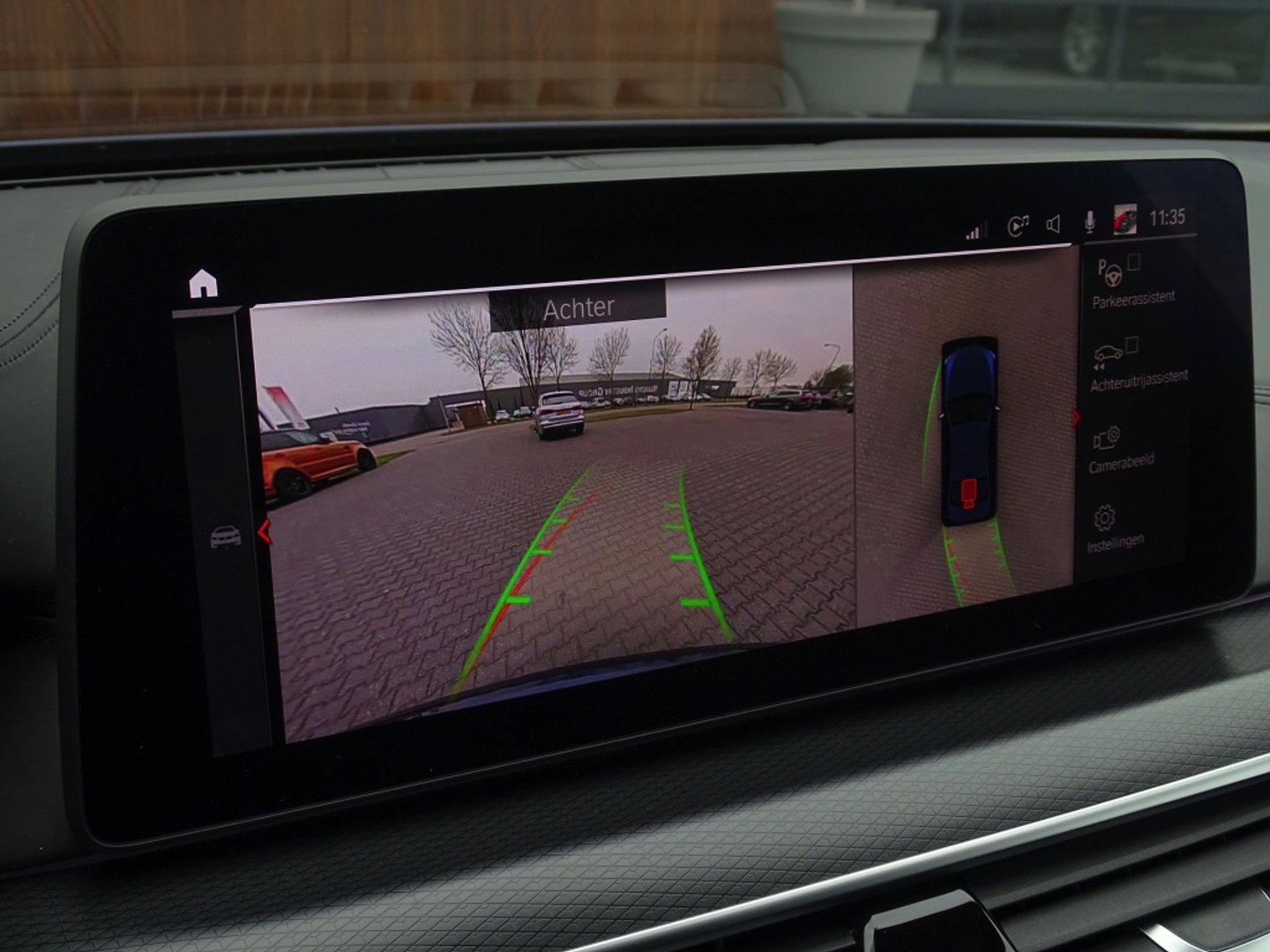 BMW 5 Serie 530e 292PK X-Drive M-Sport / Softclose / Individual / 360° / M-S