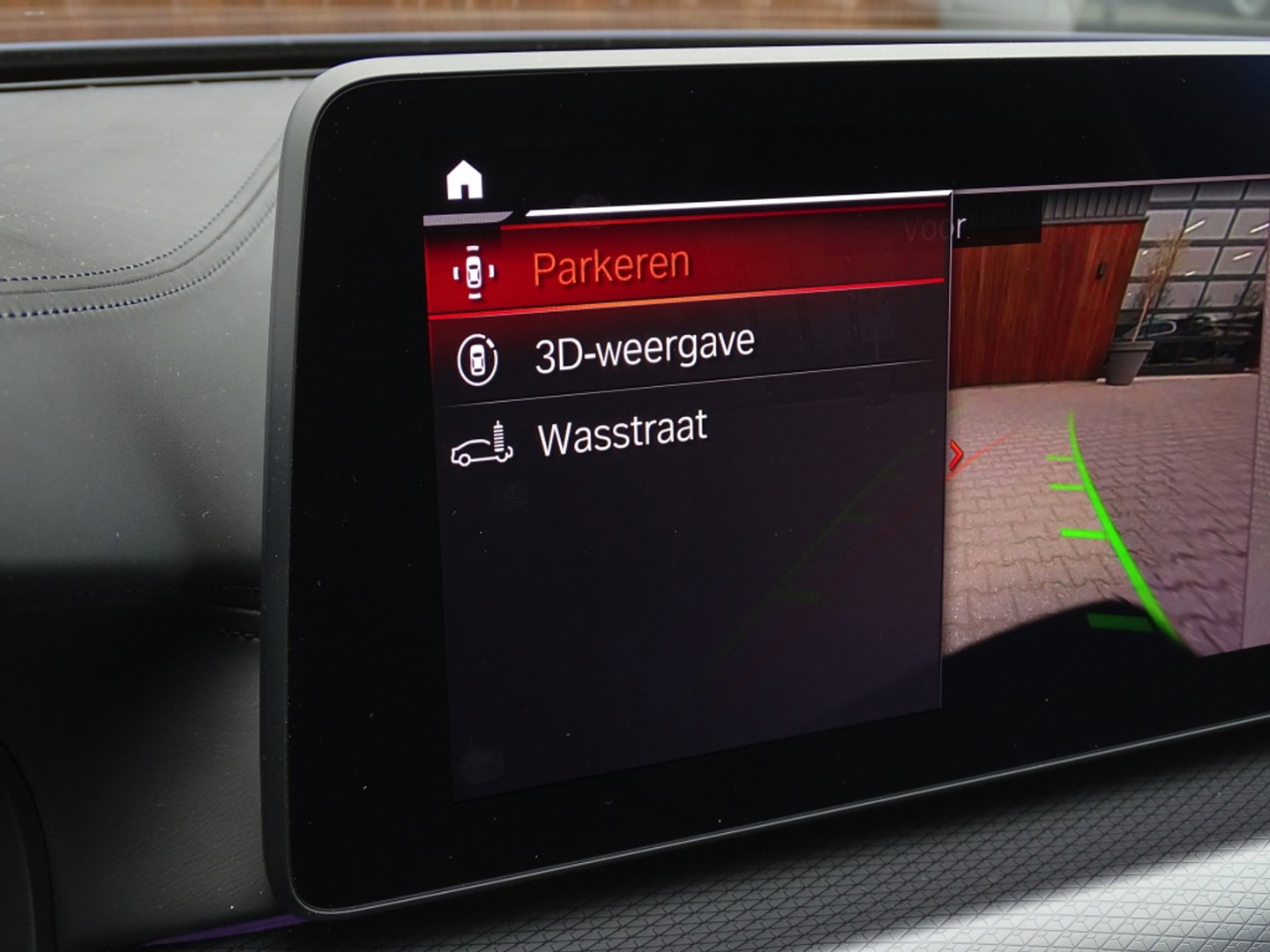 BMW 5 Serie 530e 292PK X-Drive M-Sport / Softclose / Individual / 360° / M-S